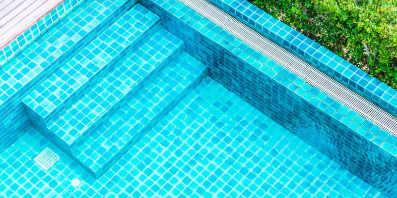 5 Jenis Tipe Keramik yang Biasa Digunakan untuk Kolam Renang